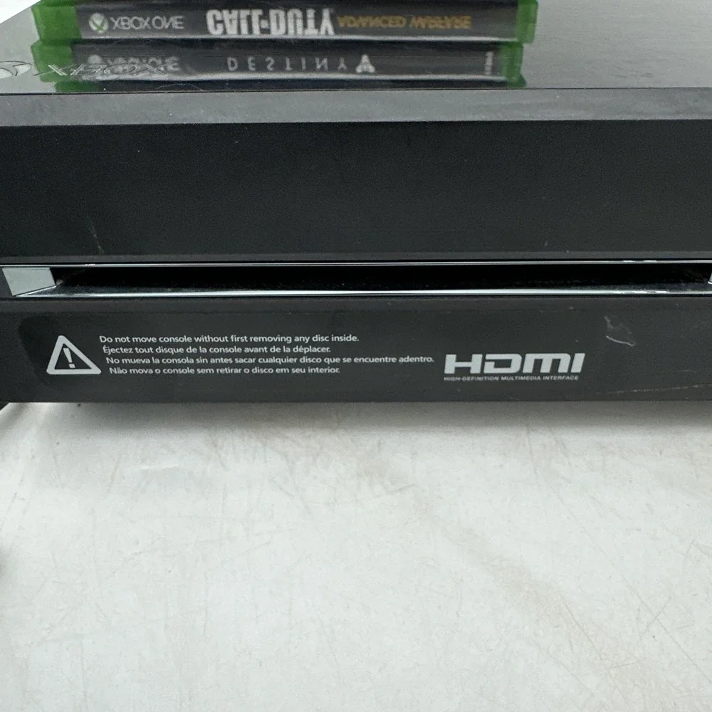 Xbox One 1540 Console MEGA BUNDLE 2 Remotes and 9 Games... EUC